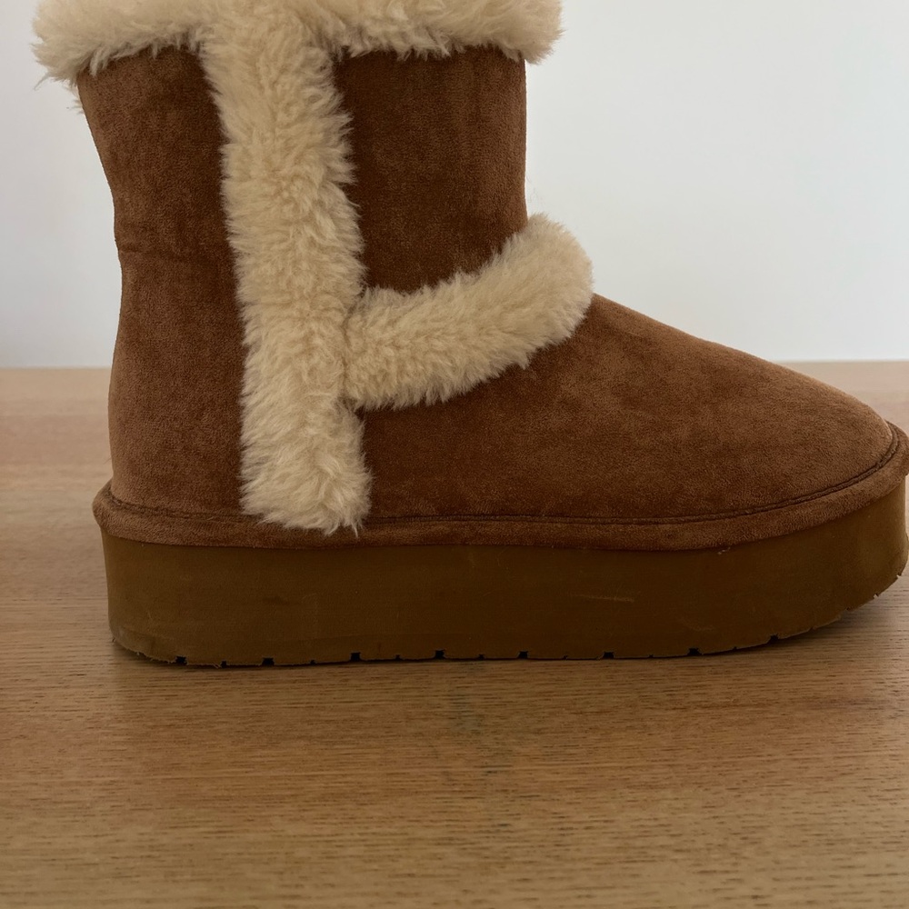 Madden Girls Cozy Brown and Cream Boots